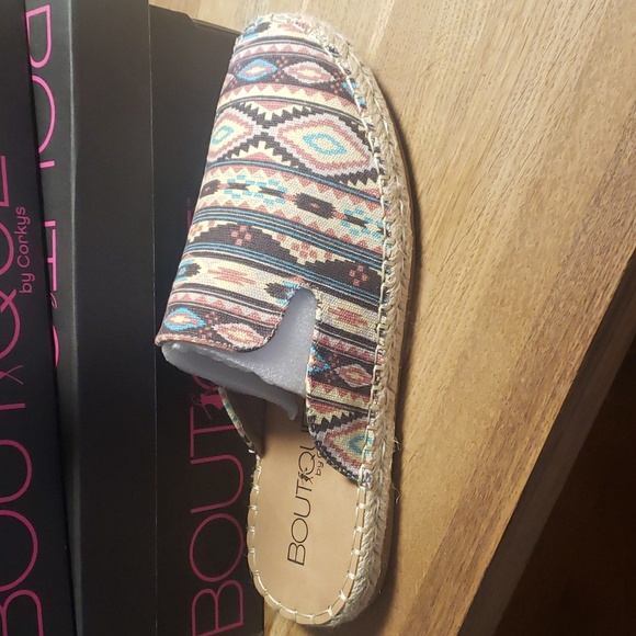Pink Aztec taffy New Size 6,7,8 And 9 Slip On Flat - Picture 8 of 10